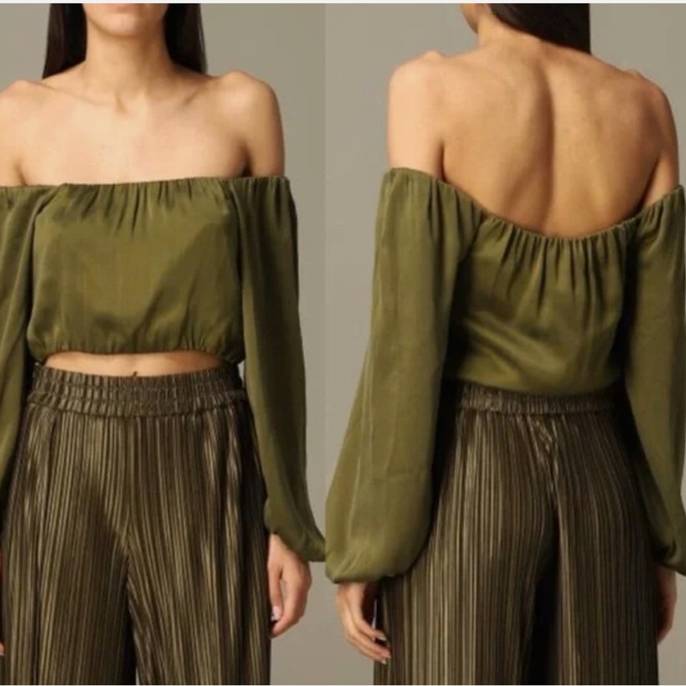 Alice + Olivia Silk Olive Green Peasant Top